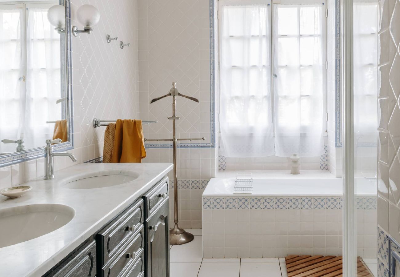 View of Château de Beaudesert, holiday home with private pool