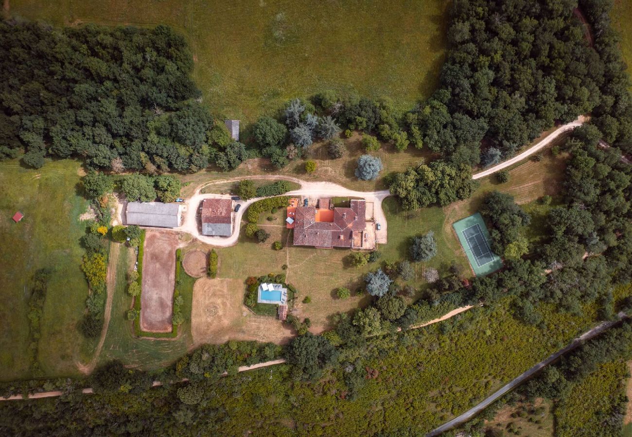 View of Château de Beaudesert, holiday home with private pool