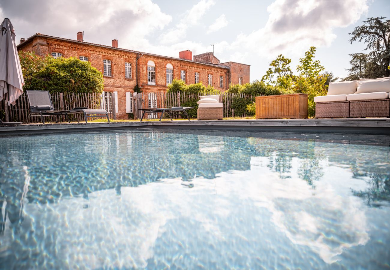 View of Château de Beaudesert, holiday home with private pool