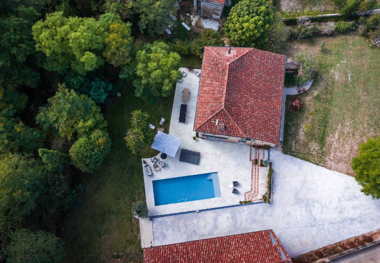 Casa en Brens - Ma Maison du Bonheur