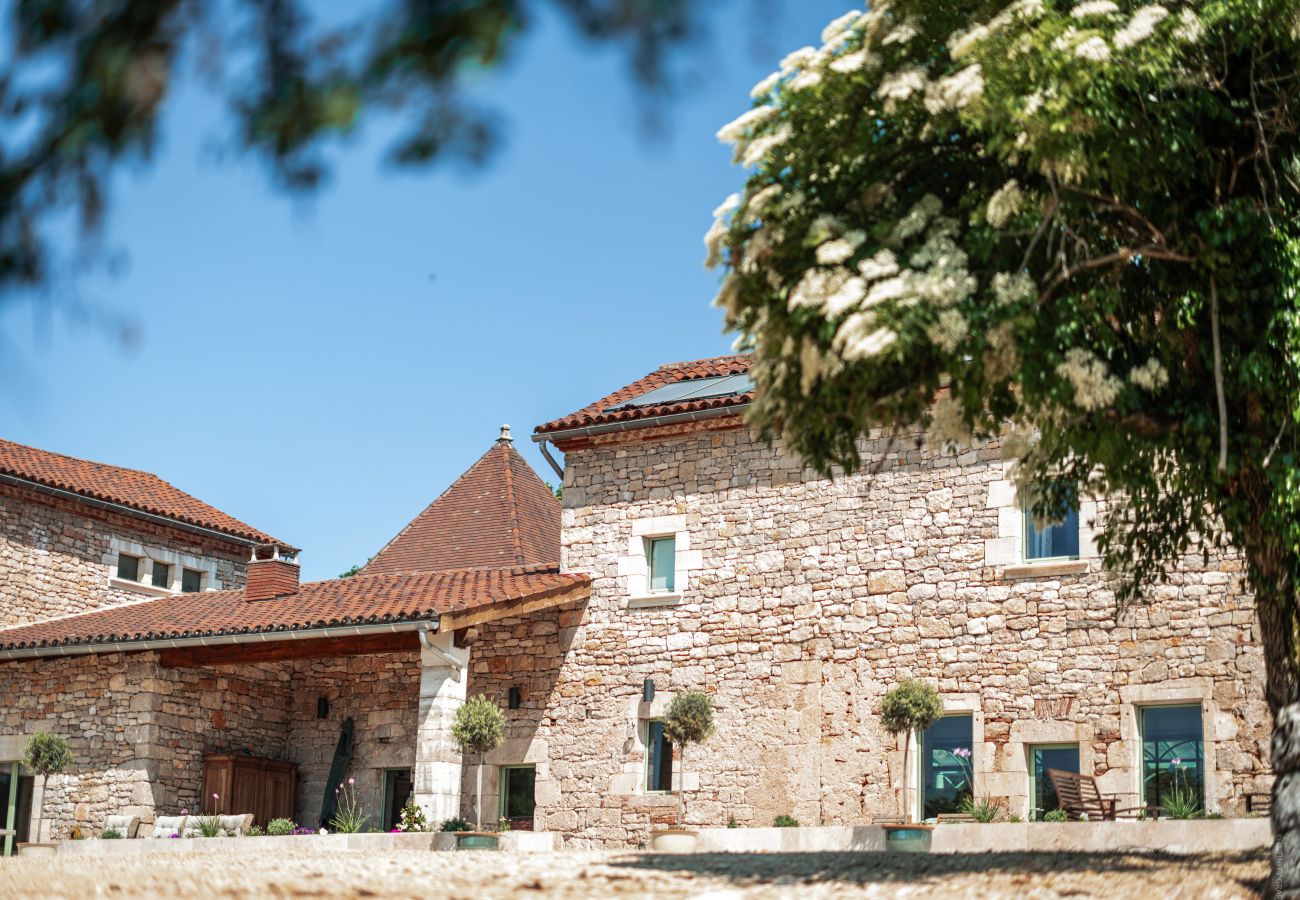 Domaine à Saint-Antonin-Noble-Val - Mas des Sylves